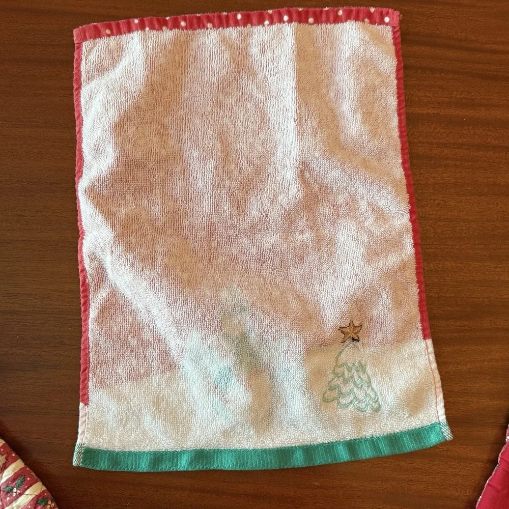 Vintage Christmas Kitchen Lot of 3 | Teddy Bear Oven Mitt Santa Pot Holder Towel